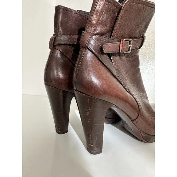 Miu Miu Heeled Booties Buckle Brown Ankle Made in Italy Women's EU 39.5 US 9