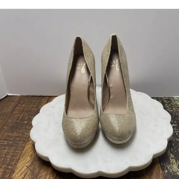 Mix No. 6 Gold Glitter Sparkle Platform Women's Shoes size 8 1/2