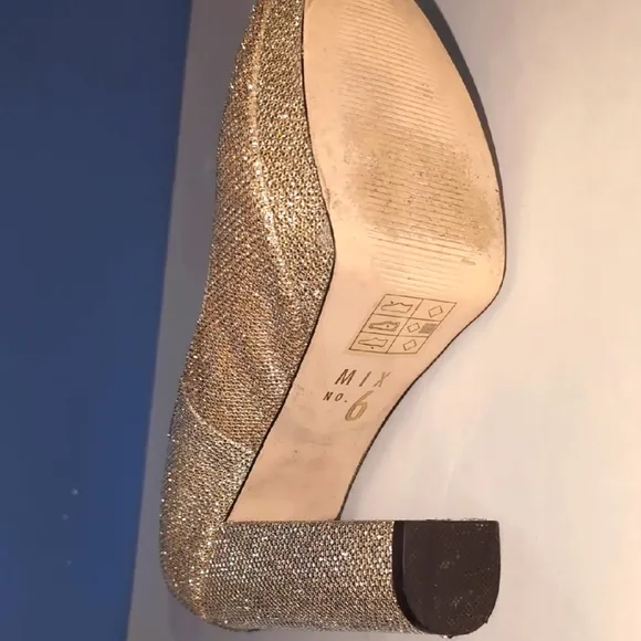 Mix No. 6 Gold Glitter Sparkle Platform Women's Shoes size 8 1/2