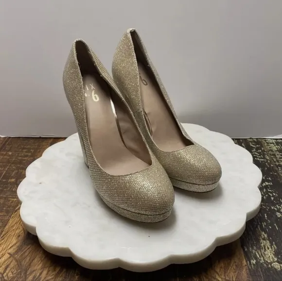 Mix No. 6 Gold Glitter Sparkle Platform Women's Shoes size 8 1/2