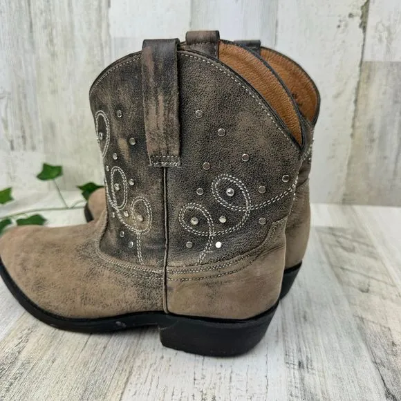 Miz Mooz Cozumel Distressed Studded Ankle Boots size 8