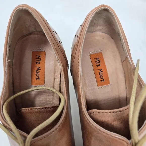 MIZ MOOZ Lesley Oiled Tan Perforated Leather Lace-Up Heeled Shoes Size 7.5