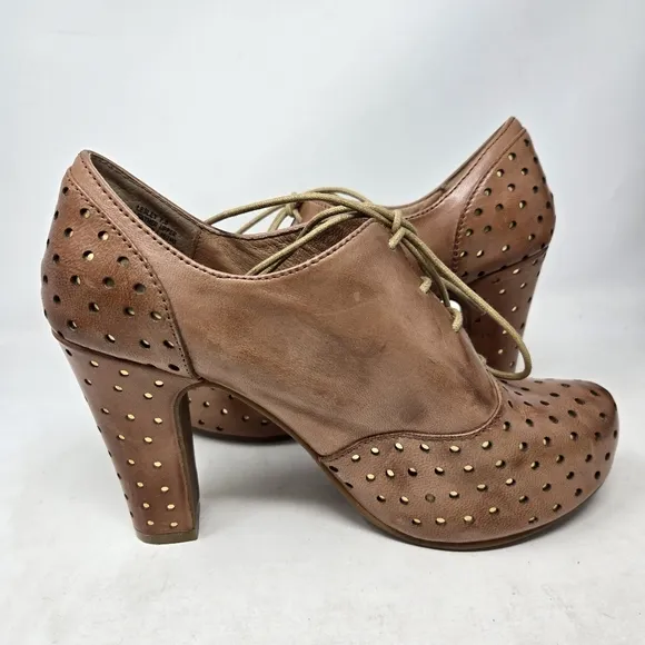 MIZ MOOZ Lesley Oiled Tan Perforated Leather Lace-Up Heeled Shoes Size 7.5