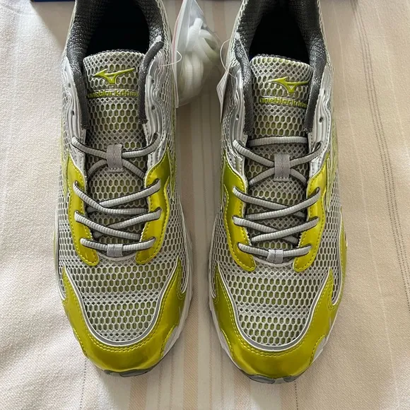 Mizuno Wave Rider 10 &quot;Amazon&quot; x One Block Down &quot;Flame Wave” D1GD232702 Size 11