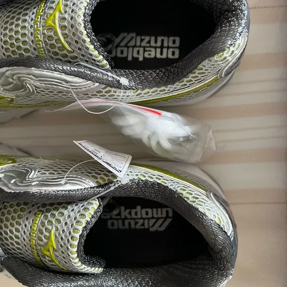 Mizuno Wave Rider 10 &quot;Amazon&quot; x One Block Down &quot;Flame Wave” D1GD232702 Size 11