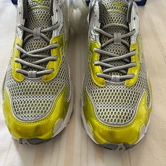Mizuno Wave Rider 10 &quot;Amazon&quot; x One Block Down &quot;Flame Wave” D1GD232702 Size 11