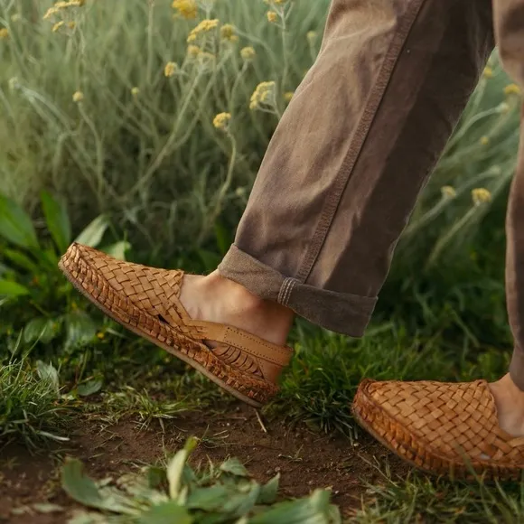 Mohinders Men's Woven Leather Shoes
