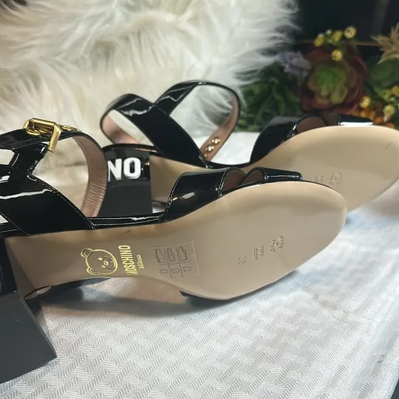 Moschino sandals shoes Couture logo block heel leather NEW!