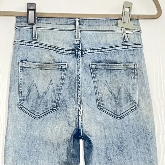 Mother Jeans Blue Hustler Ankle Fray SmoothSailing Light Wash Denim Sz 26