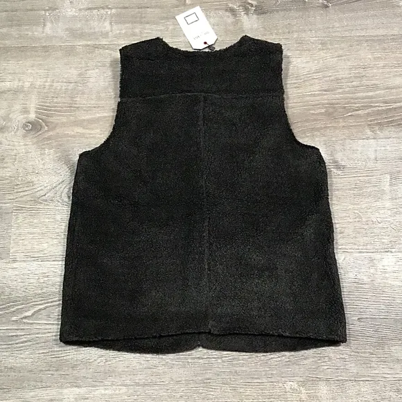 Mo:Vint Anthropologie Black Faux Sherpa Vest