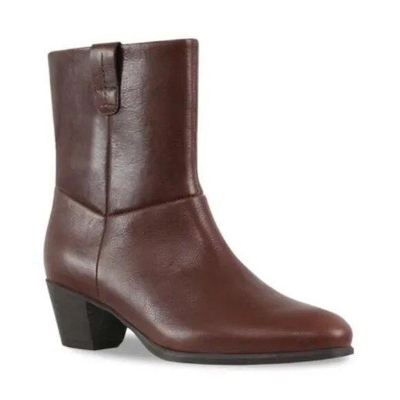 Munro Tyler Western Bootie Size 7 Narrow 2&quot; Heel NWOB
