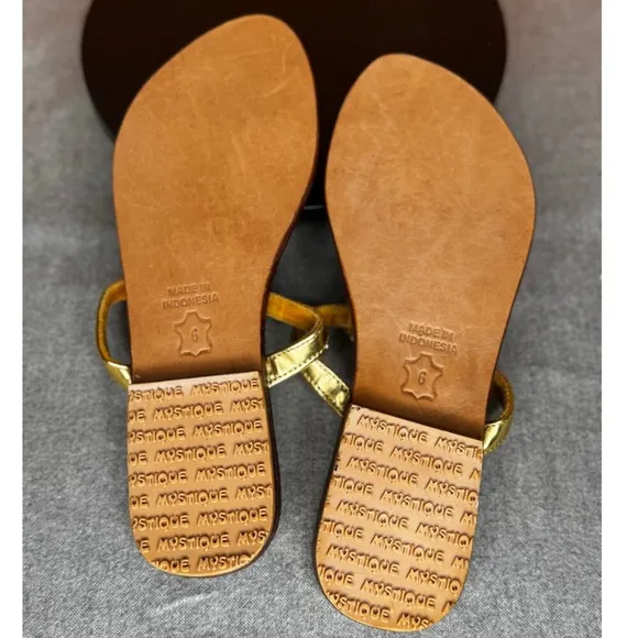 Mystique Jewel Vintage Retro Flip Flop Sandal Size 6