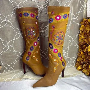 (N7) Schutz cowboy boots, embroidered leather, collaboration with Aldo, size 5 B