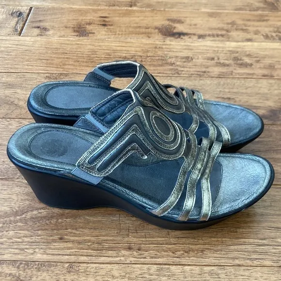 Naot Metallic Pewter Platform Wedge Slide Sandals Comfort Size 41