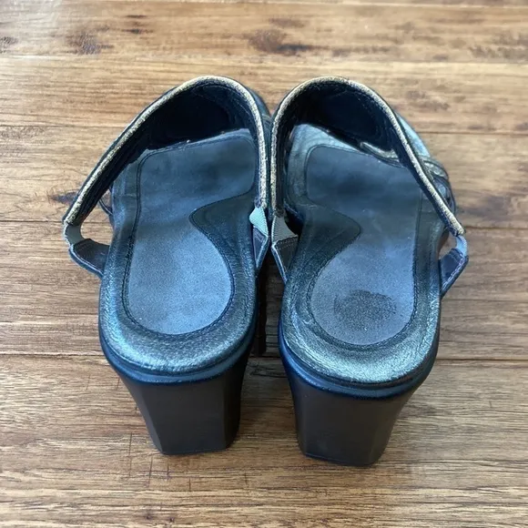 Naot Metallic Pewter Platform Wedge Slide Sandals Comfort Size 41