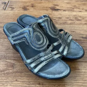 Naot Metallic Pewter Platform Wedge Slide Sandals Comfort Size 41