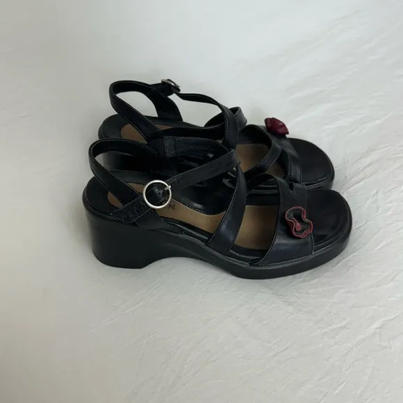 Naot Strappy Black Leather Block Wedge Sandals Floral Detail Size 37 US 6 Boho