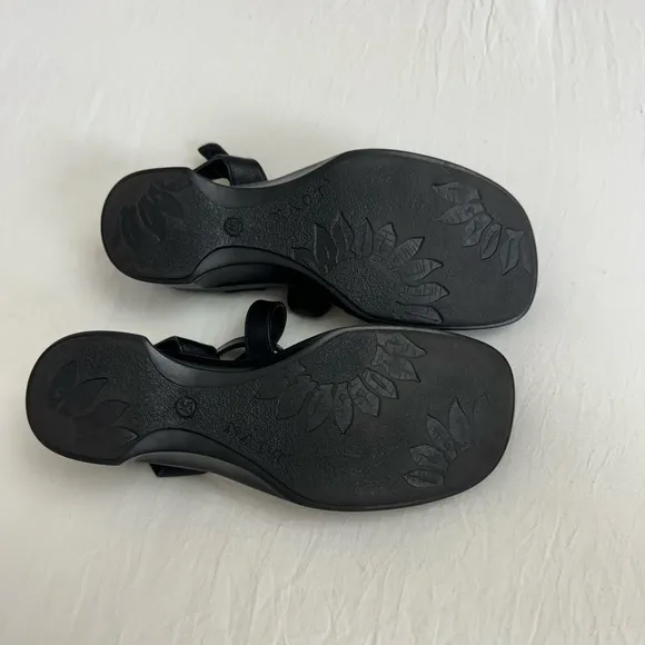 Naot Strappy Black Leather Block Wedge Sandals Floral Detail Size 37 US 6 Boho