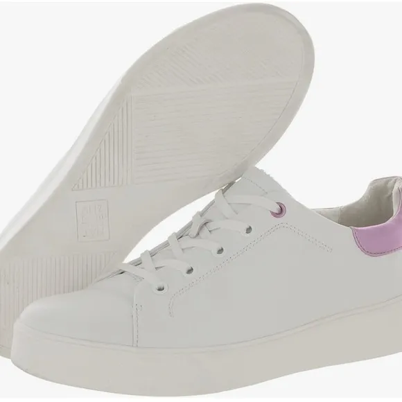 Naturalizer Women's Morrison2.0 Lace-Up Fashion Sneaker - NEW