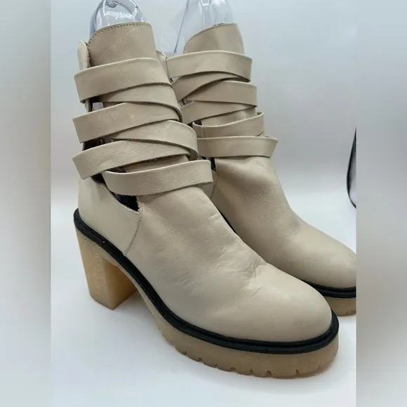 NEW 39.5 Free People Jesse Cutout Ankle Boots Leather Off-White Lug Sole Strappy