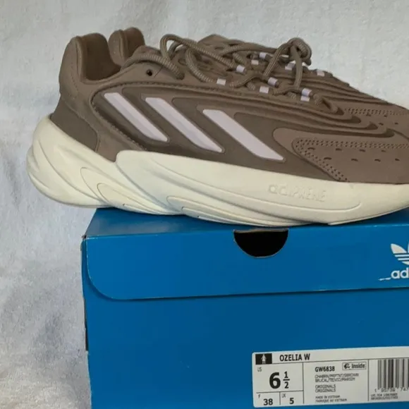 NEW ADIDAS Brown Ozelia Sneakers, Size 6.5