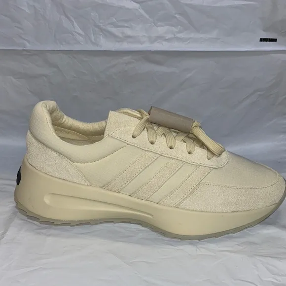 NEW ADIDAS Unisex Athletics Los Angeles Sneakers Casual Padded Comfort Size 9.5