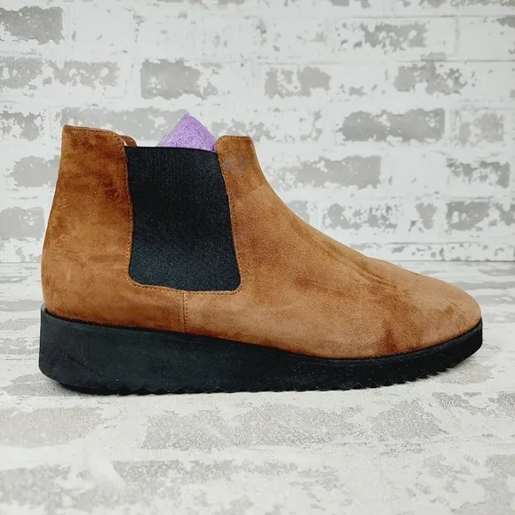 New Amalfi by Rangoni Enrico Chelsea Boot H494