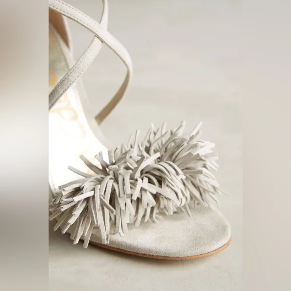 NEW Anthropology SAM EDELMAN Aisha Heels Suede Fringe High Heel Sandal Greige