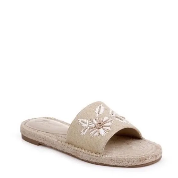 NEW Badgley Mischka Jewel Kyrene Espadrille Sandals Beaded Fabric Beige Tan