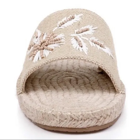 NEW Badgley Mischka Jewel Kyrene Espadrille Sandals Beaded Fabric Beige Tan