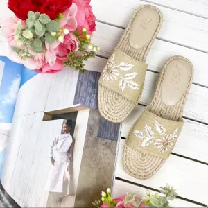NEW Badgley Mischka Jewel Kyrene Espadrille Sandals Beaded Fabric Beige Tan