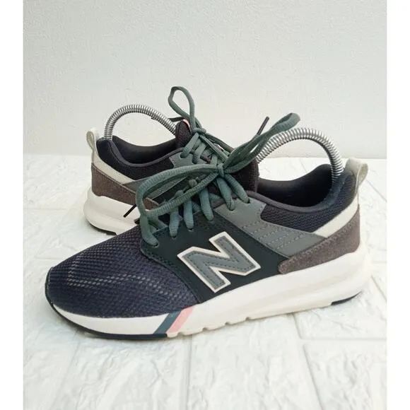 New Balance 009 Women's Athletic Low Top Gray Sneakers Running Retro Size 6