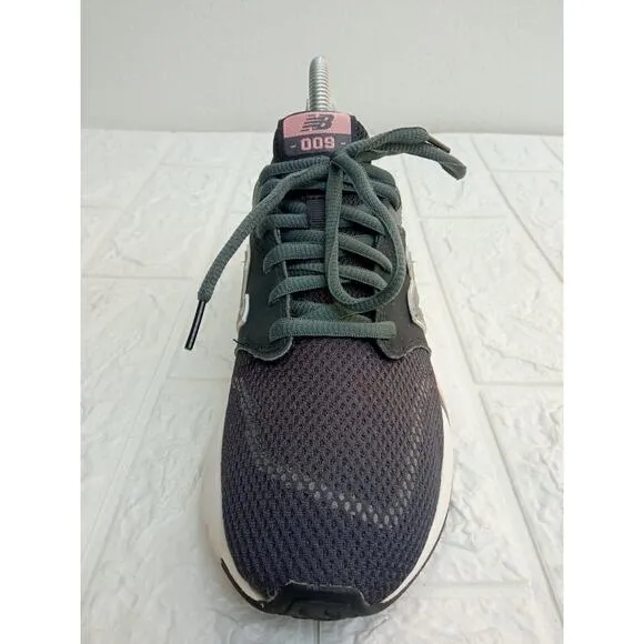 New Balance 009 Women's Athletic Low Top Gray Sneakers Running Retro Size 6