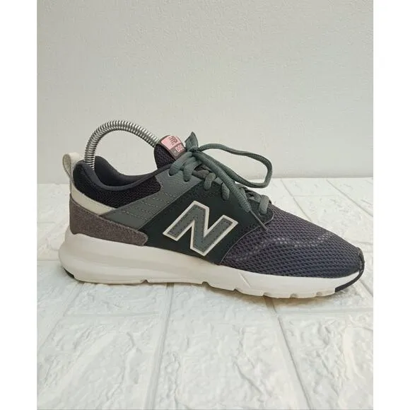 New Balance 009 Women's Athletic Low Top Gray Sneakers Running Retro Size 6