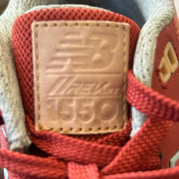 New Balance 1550 Revlite Sneakers Mens 7.5 Red Clay Suede Low Top Athleisure