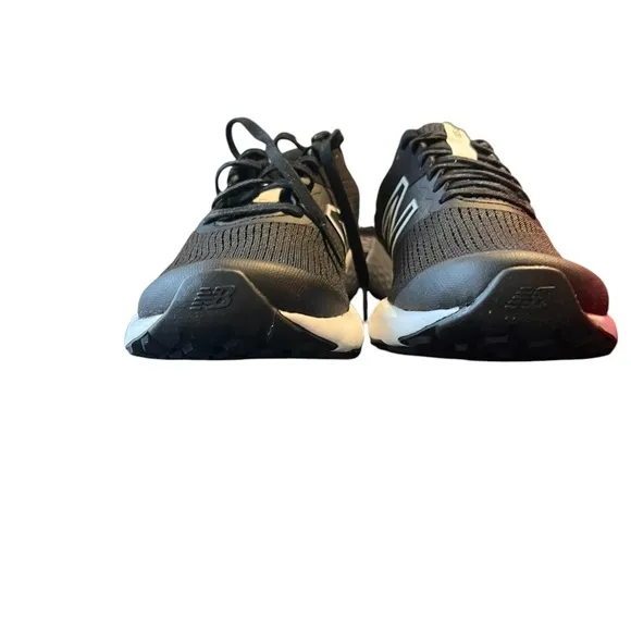New Balance 520 V7 Women’s Running Shoes – Black &amp; White, Size 7 (Fits Like 6)