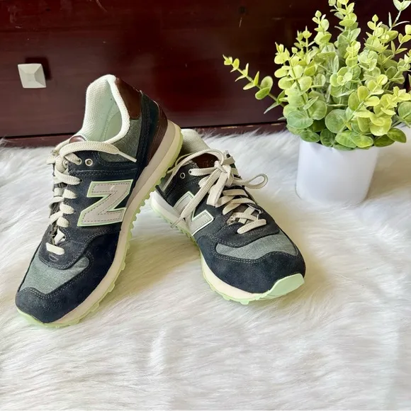 New Balance 574 Cruisin Lifestyle Blue Denim Mint Green Accents Sneakers Size7.5