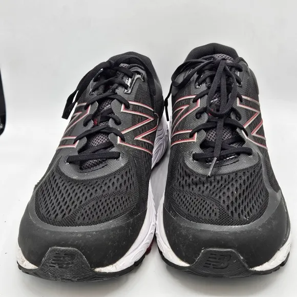 New Balance 840 running shoes size 14