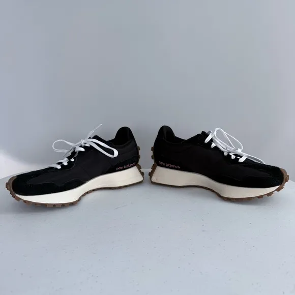 New Balance Classics 327 Black &amp; White Sneakers Trainers Women's 6.5 Shoes