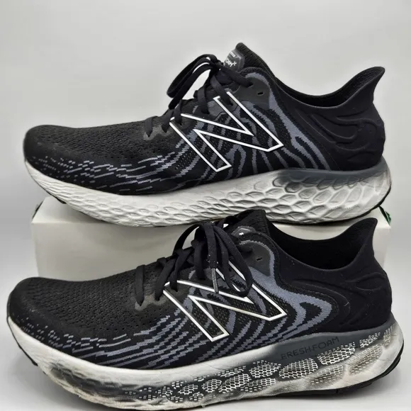 New Balance Fresh Foam 1080 sneakers in black and gray size 13