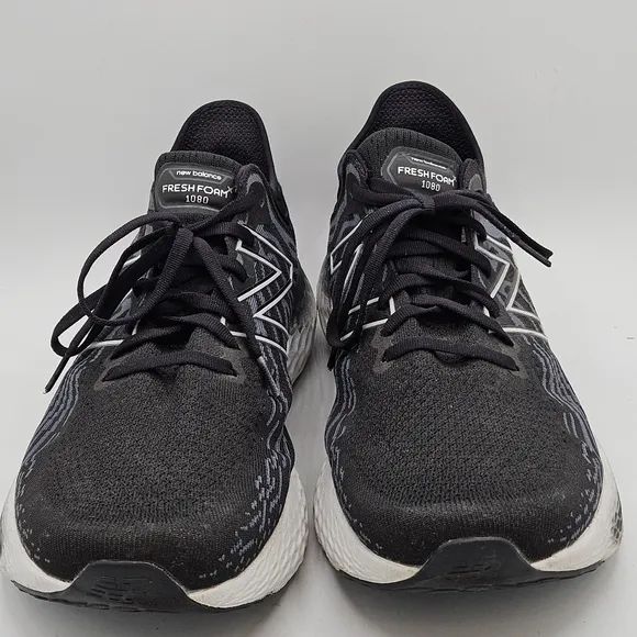 New Balance Fresh Foam 1080 sneakers in black and gray size 13