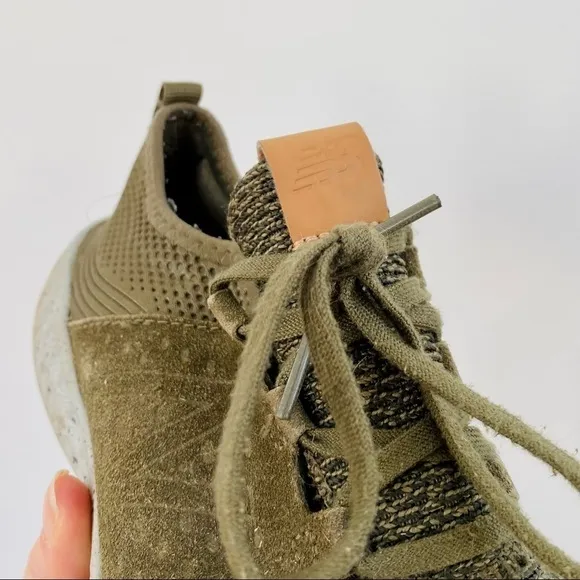 New Balance Green Suede &amp; Mesh Sneakers Speckled Sole
