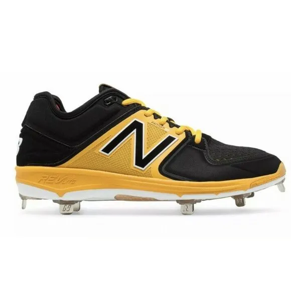 New Balance Low-Cut 3000v4 Metal Baseball Cleats