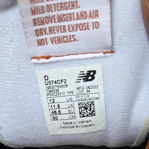 New Balance Orange Sneakers Retro Suede Design