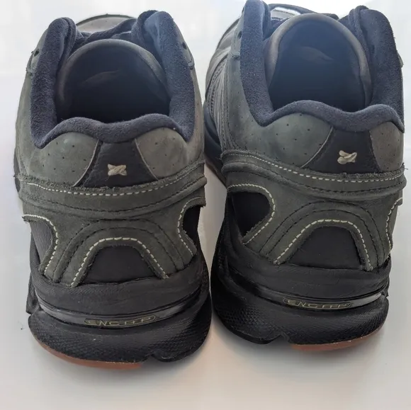 New Balance RARE Men's 2040 V2 Suede Leather Gray Boston Sneakers Shoes Sz 10