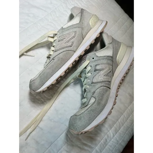 New Balance Women’s 574 Gray Beige Sparkly Size 9
