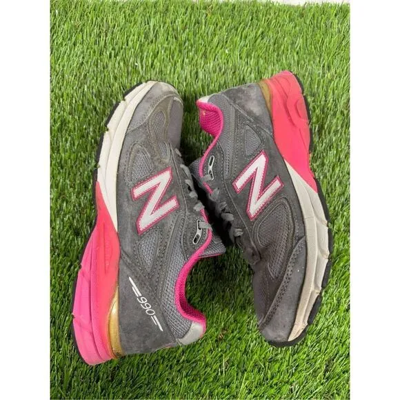 New Balance 990 V4 Womens Size 9.5 Gray mens 8 Running Shoes Sneakers W990GP4