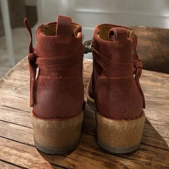 NEW Born Vaughn Ankle Boots Booties Shoes Womens Size 9 Brown Rust Suede Fringe