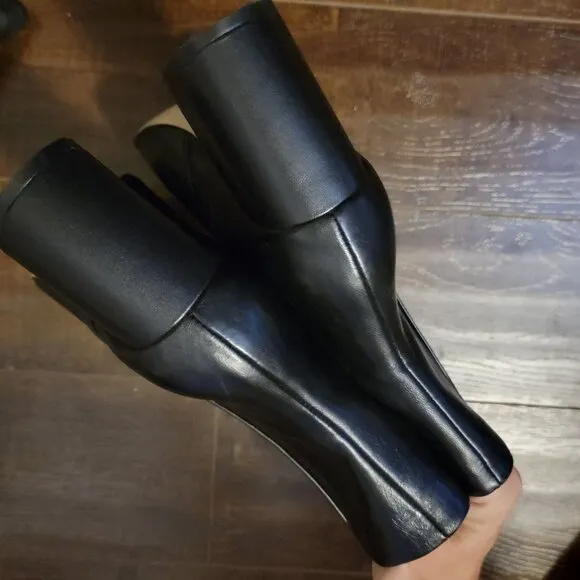 NEW Cole Haan Valley Boots Womens 10.5 Shiny Sleek Chic Classic Comfort Timeless