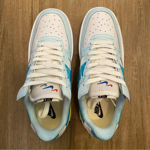 💧NEW💧 CUSTOM WMNS NIKE AIR FORCE 1 LOW FONTANKA